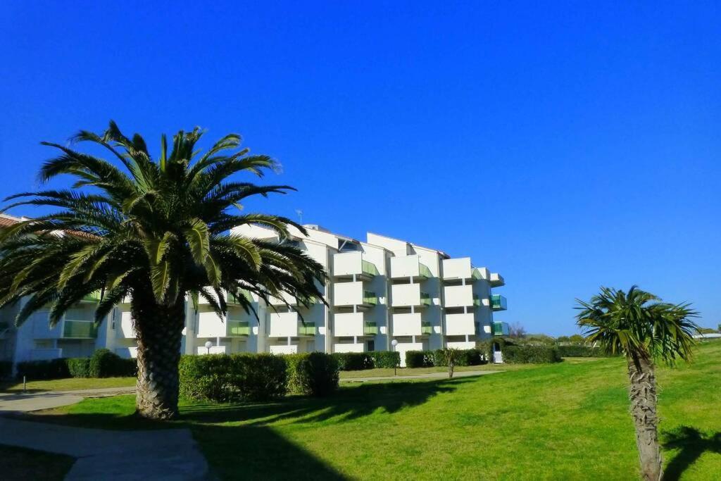Les Goelettes - Appartement En Rdc Avec Acces Direct A La Plage Сен-Сиприен Экстерьер фото