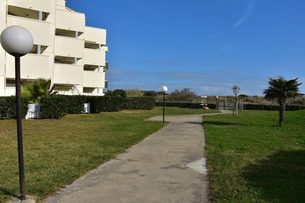 Les Goelettes - Appartement En Rdc Avec Acces Direct A La Plage Сен-Сиприен Экстерьер фото